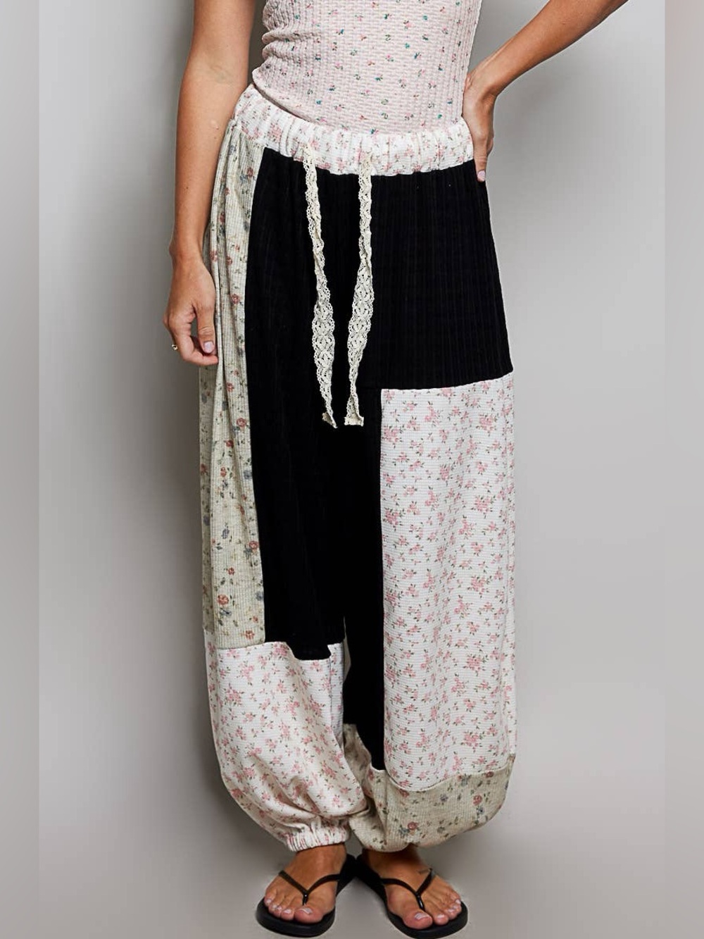 POL Boho Elastic Waistband Patchwork Balloon Wide Leg Pants, XL, Black Multi